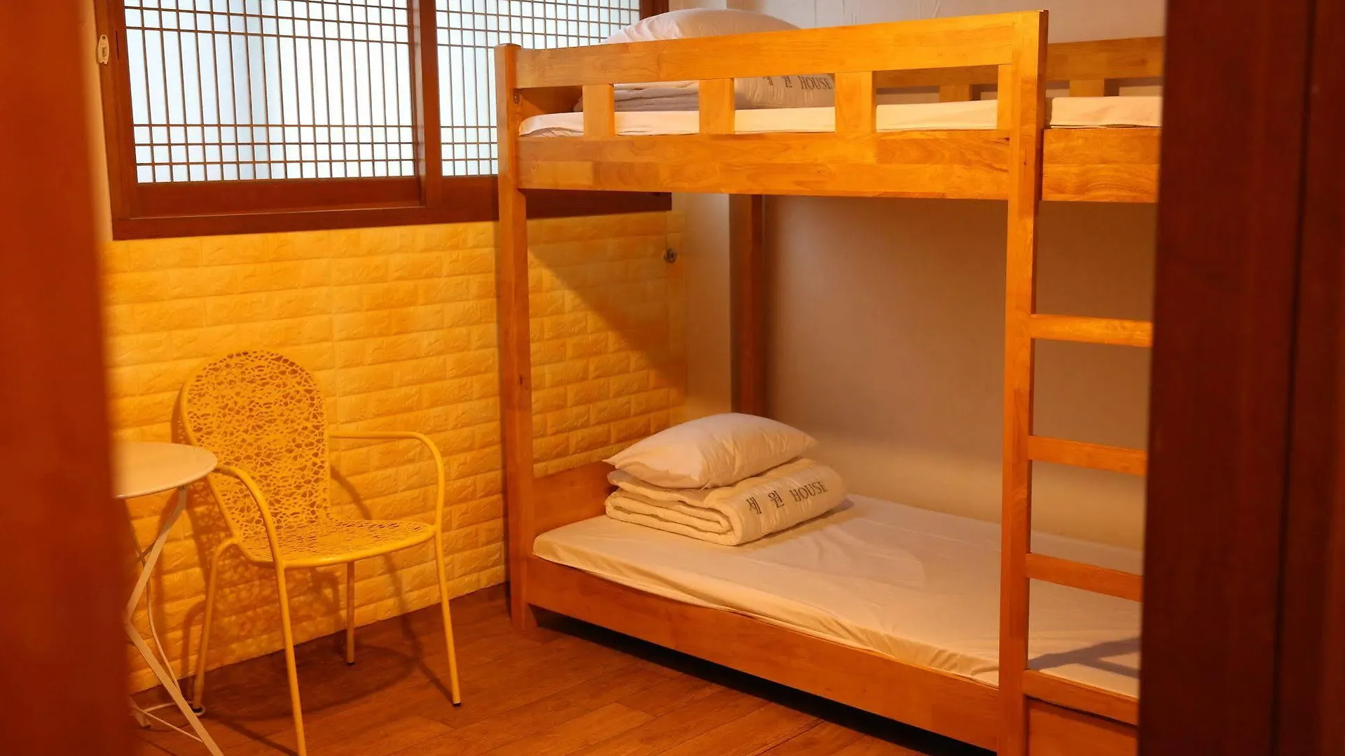 Yes Guesthouse Busan South Korea