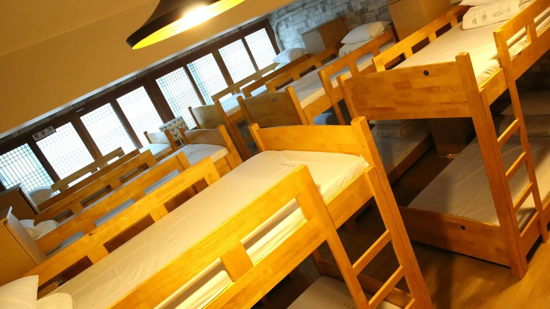 Hostel Yes Guesthouse Busan