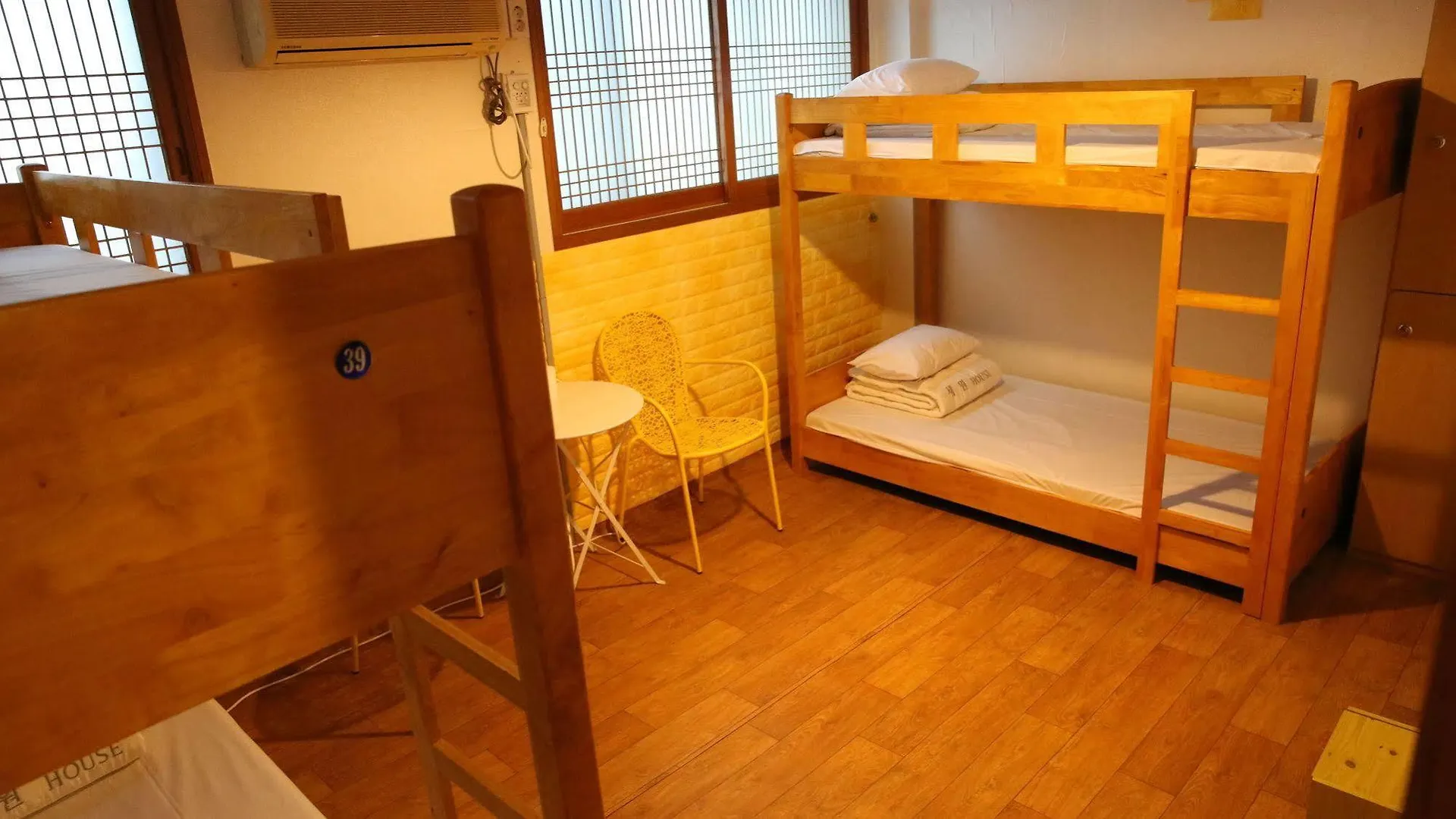 Yes Guesthouse Busan 0*,  South Korea