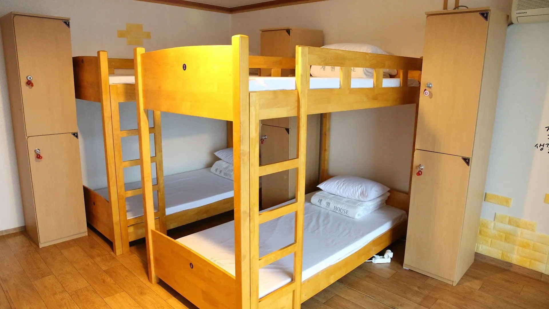 Hostel Yes Guesthouse Busan South Korea